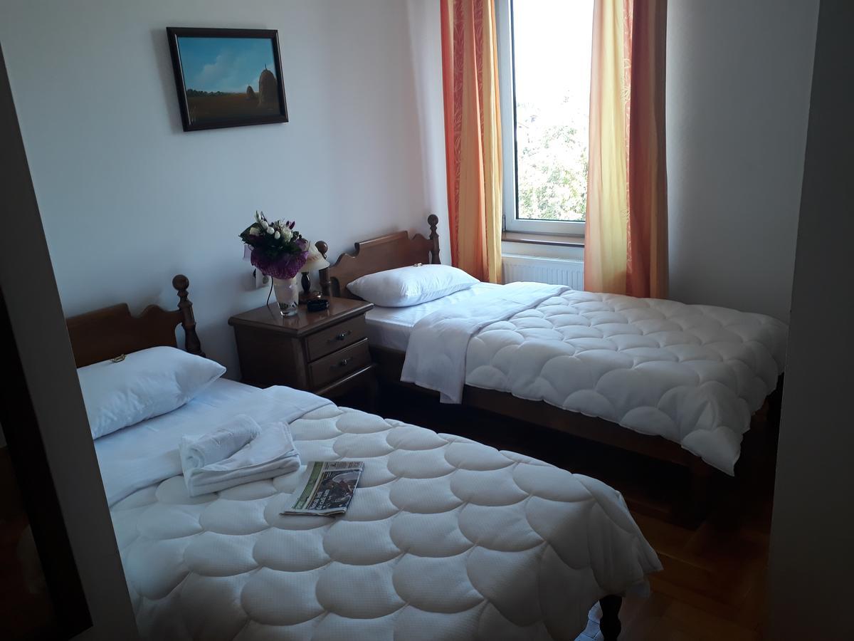Hotel Cetojevic Баня-Лука Экстерьер фото