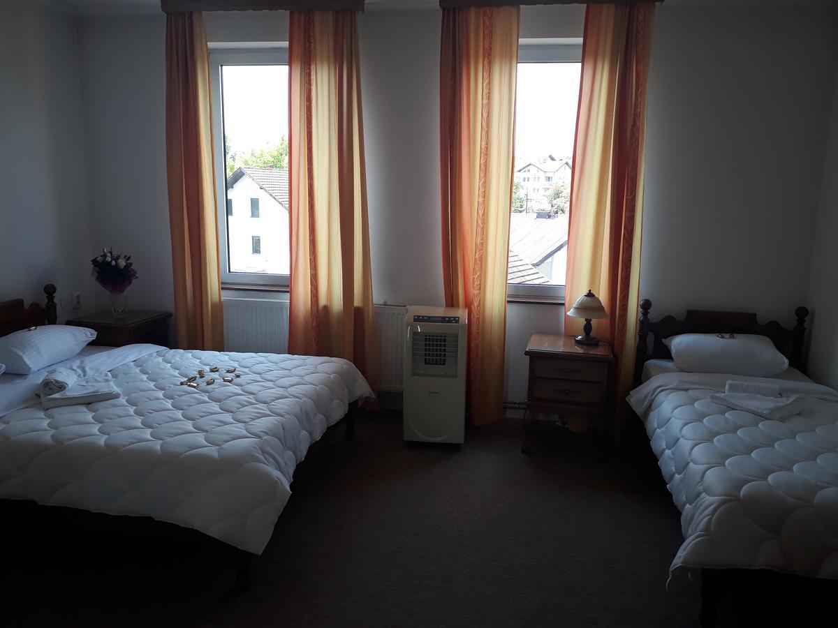 Hotel Cetojevic Баня-Лука Экстерьер фото